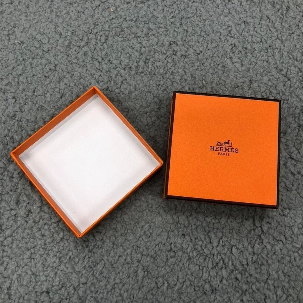 Authentic Hermes Orange Gift Box Empty  Square 3.25x3.25x.75 Small‎ Storage